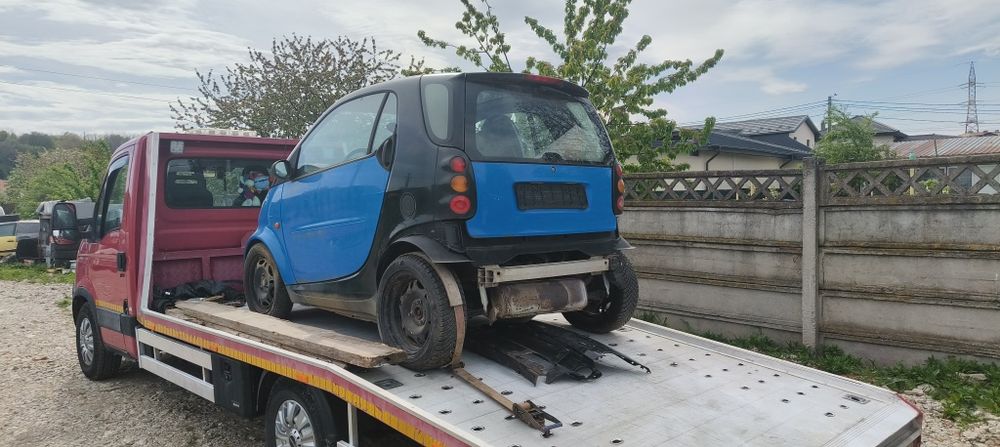Piese Smart~motor benzina, cutie, usa, haion, capota, far, lampa, jante , turbo, bara