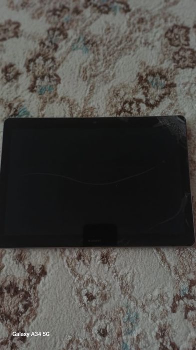 Планшет Huawei бу