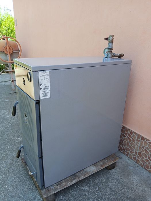 Centrala pe lemne si carbuni  Ferroli 55 kw