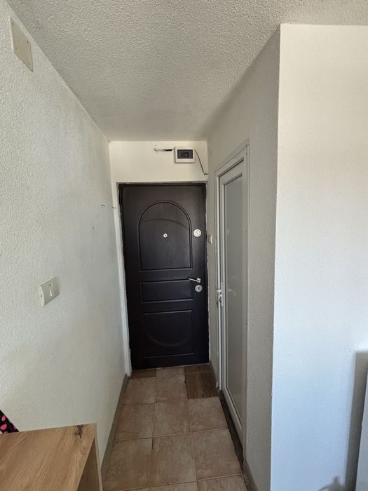 Inchiriez garsoniera