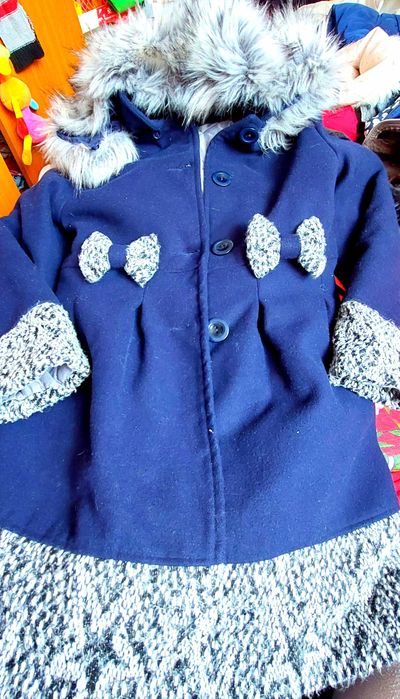 Palton matlasat f.gros, lână. Ca nou. Mar.146