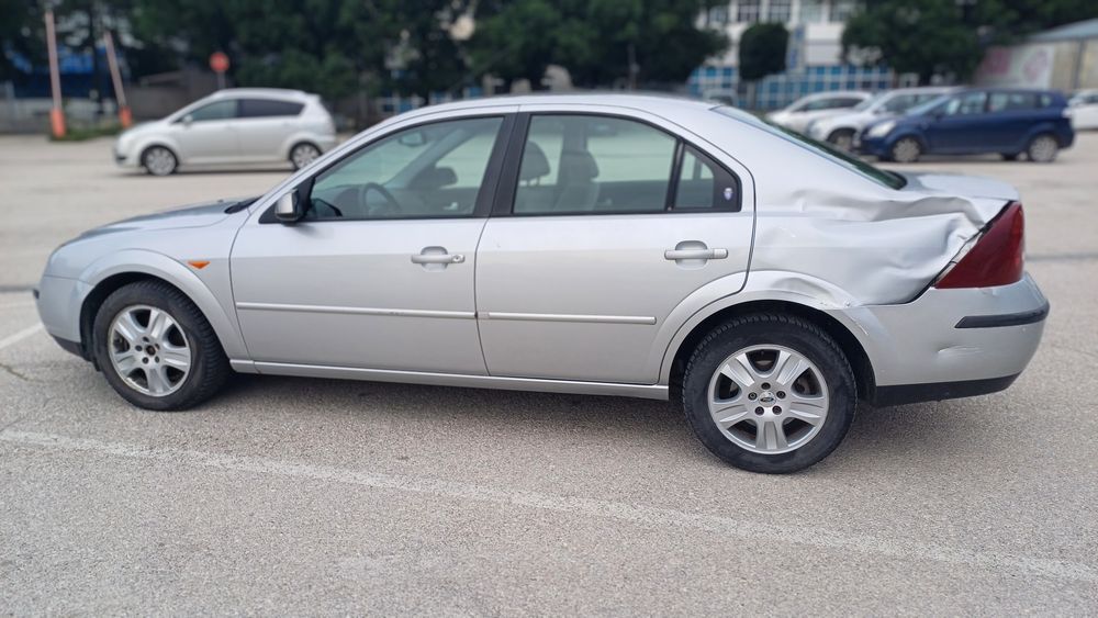 Ford Mondeo Chiya	2.0 16V TDCi  115 к.с.- дизел 12.2001г.