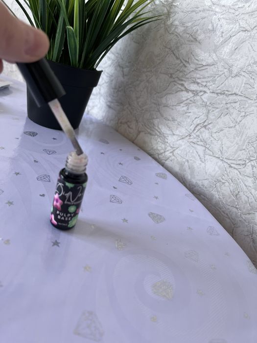 Продам лампу для маникюра