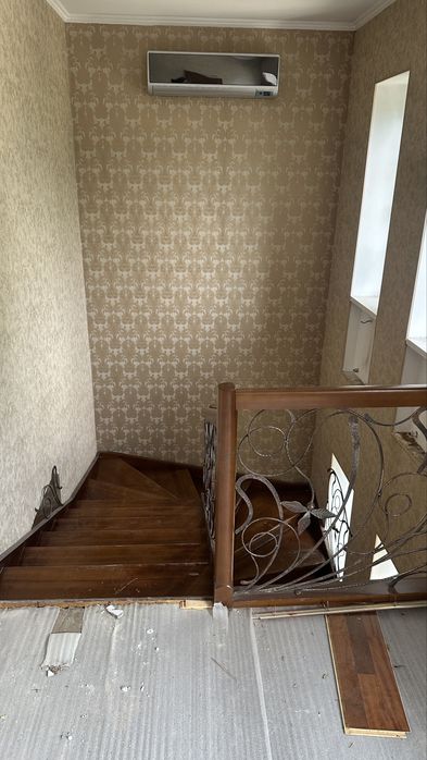 Деревянная лестница