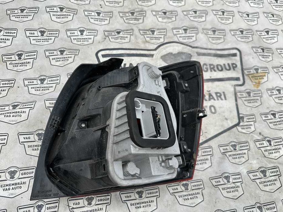 Stop stanga VW Polo 6R 2009 cod 6R0945111C