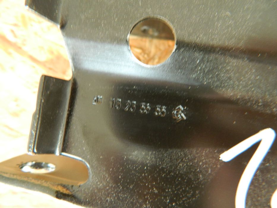 Cap Lonjeron / Picior Armatura Bara fata partea dreapta, Opel Insignia, 2008, 2009, 2010, 2011, 2012, 2013, 2014, 2015, 2016, 2017, 13235555.