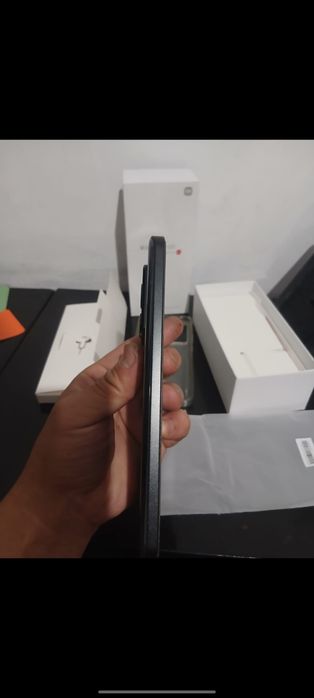 Продам Xiaomi 13 t