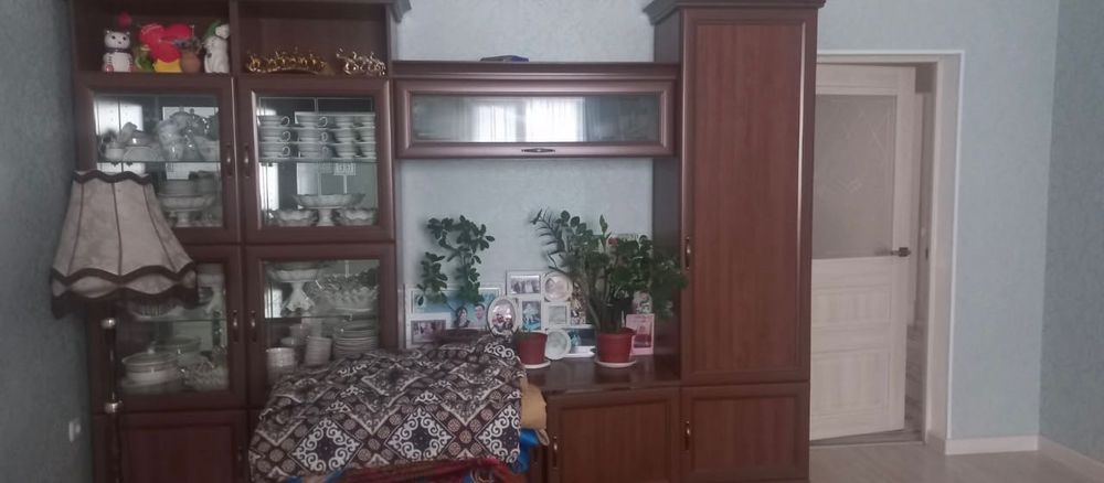 Сервант для гостиной