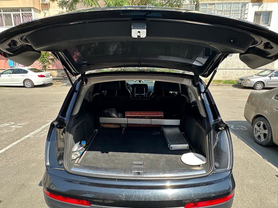 AUDI Q7 0 — imagine 5