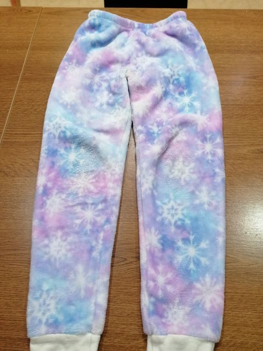 Vând pijama  Frozen