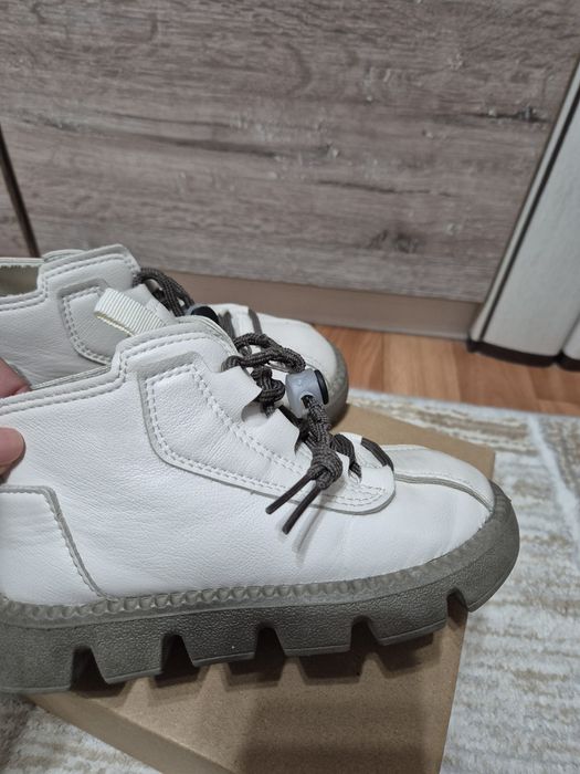 Обувь для девочки