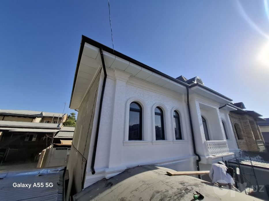 Fasad travertin pod kalit  Tajribali ustalar