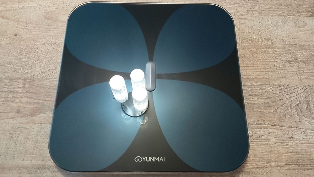 Весы напольные с bluetooth