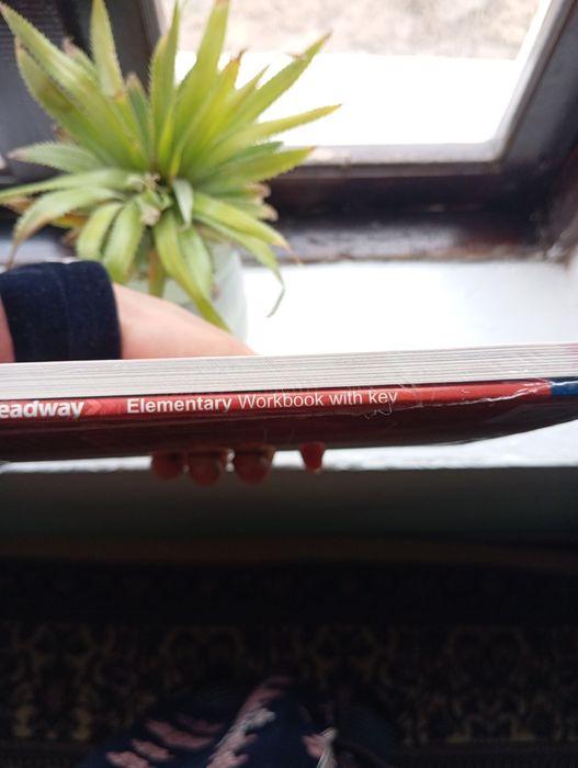 Headway 5th edition Elementry level