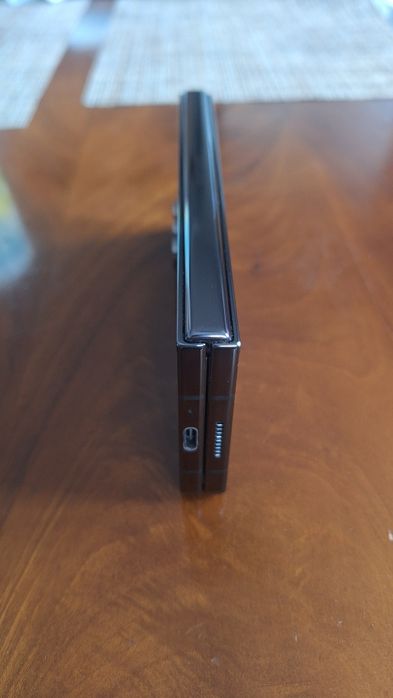 Galaxy Z Fold 5 256GB + 2 кейса