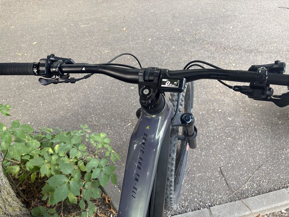 Ocazie!! Bicicleta electrica bulls sonic en sl1 2022 full carbon