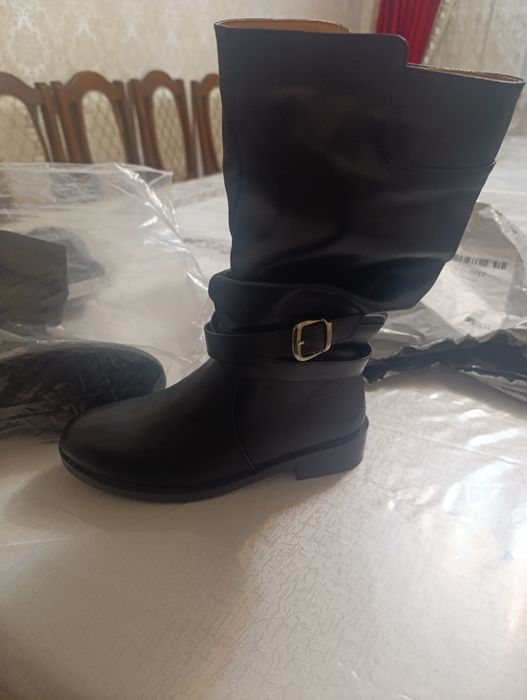 Продам новую обувь