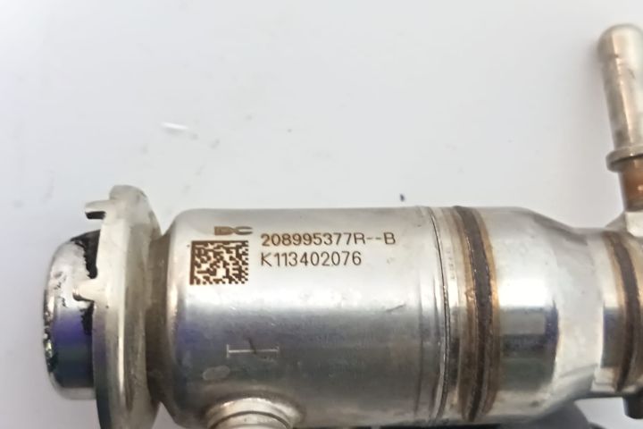 Injector AdBlue 208995377R Dacia Logan a 2-a generatie (facelift)