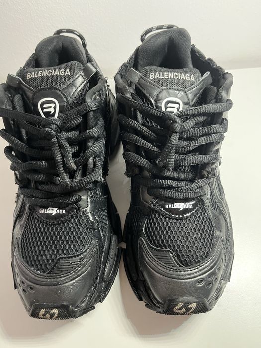 Balenciaga runner