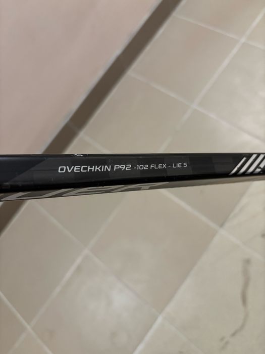 Продам клюшку в отличном состоянии