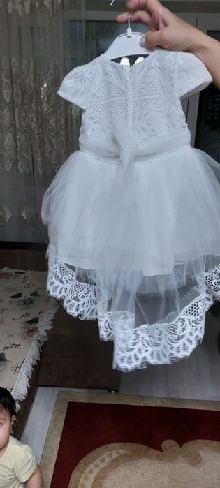 Платье на годик белое