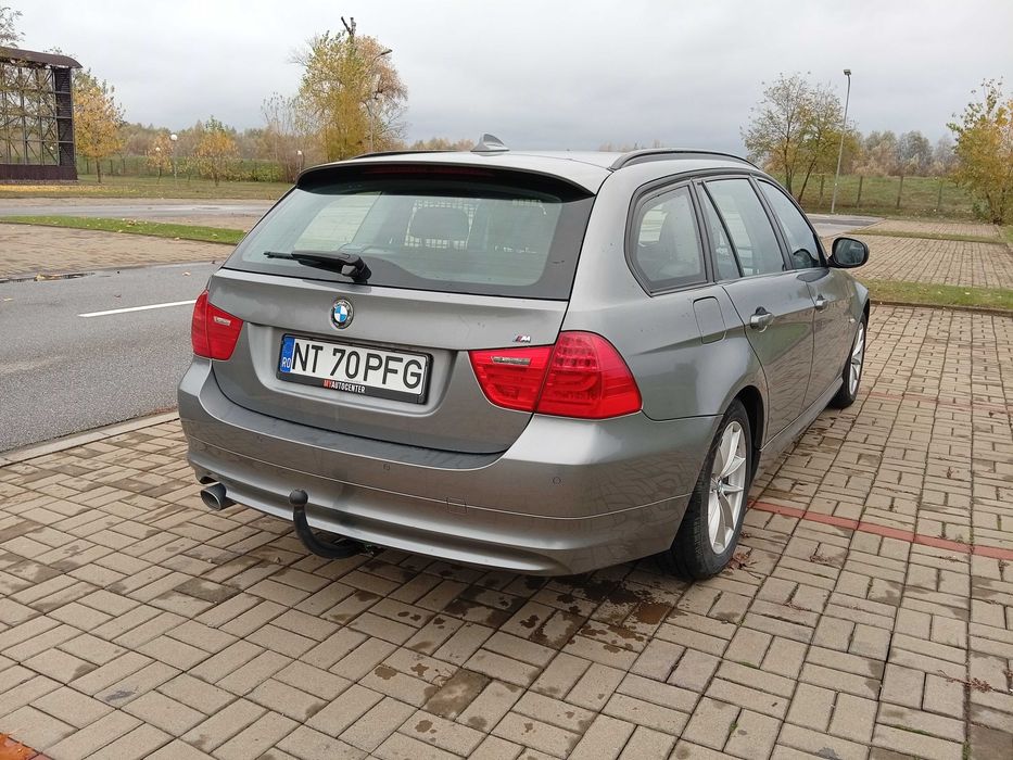 BMW Seria 3 2010 — imagine 4