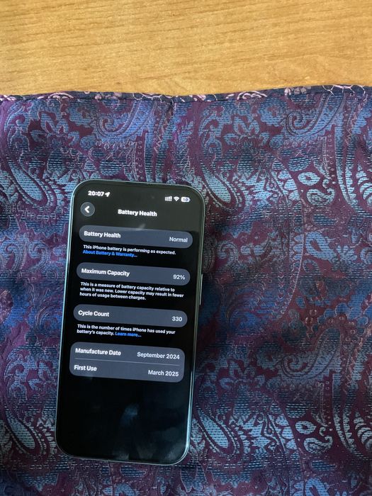 Продам iPhone 16