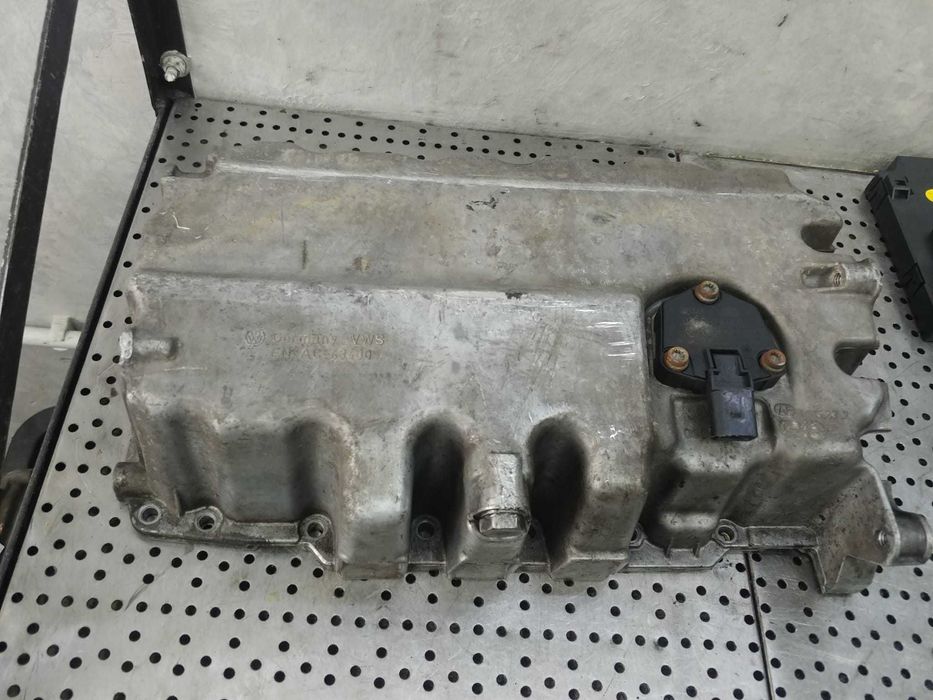 baie ulei  2.0 tdi bkd vw golf 5 1k touran audi a3 8p skoda octavia 2  038103603