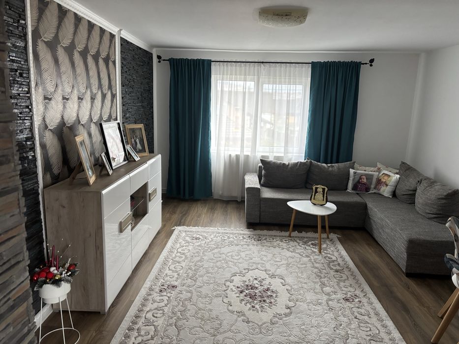 Casa de vanzare + teren 26 arii