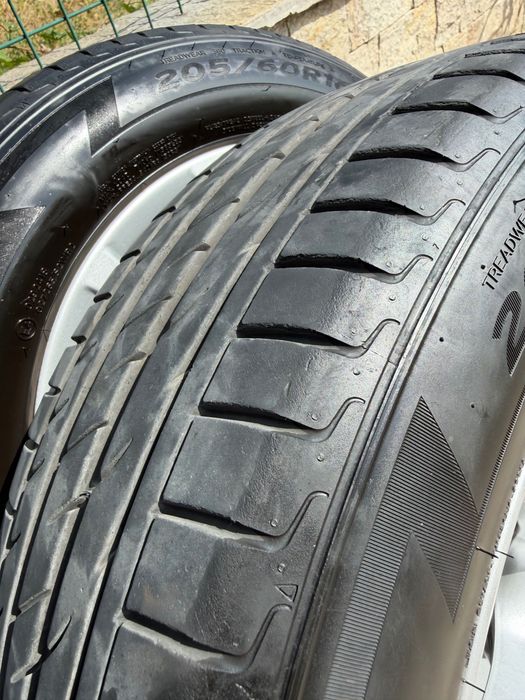 Джанти с гуми BMW 16” Style 390