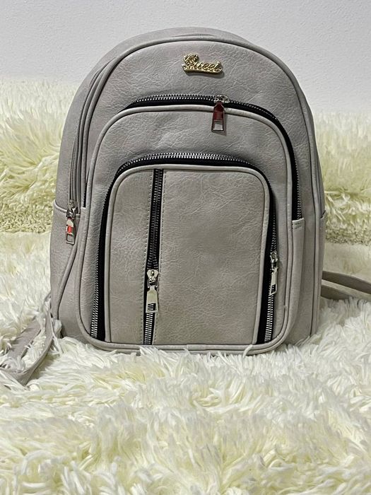 Rucsace dama diverse modele