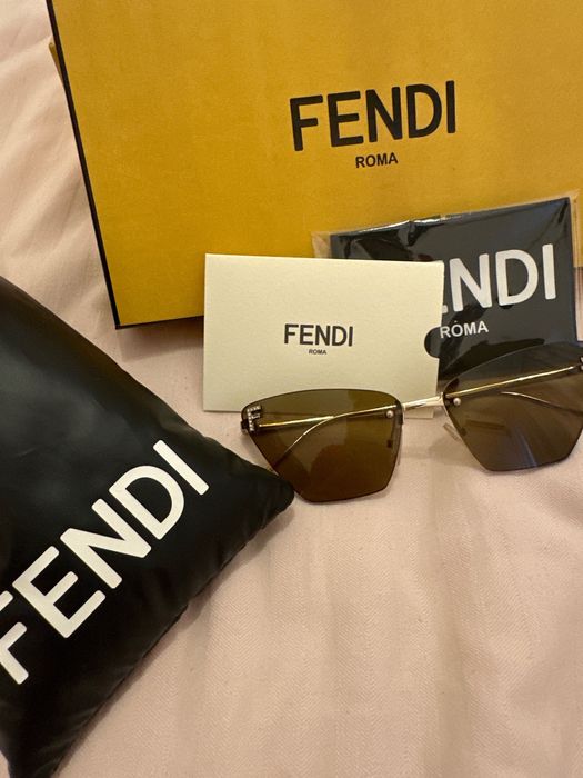 Очила FENDI с кутия
