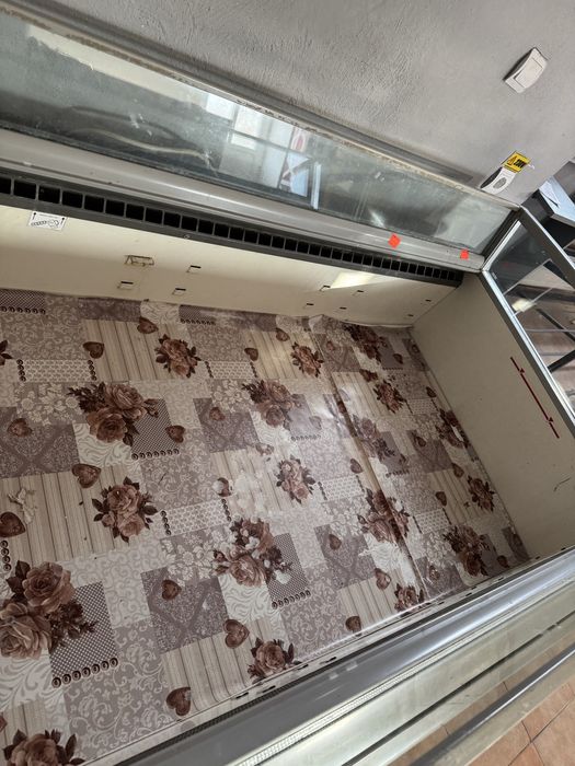 Ladă de lactate cu perdea de aer