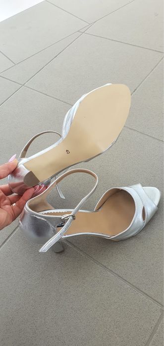 Sandale noi marime 41