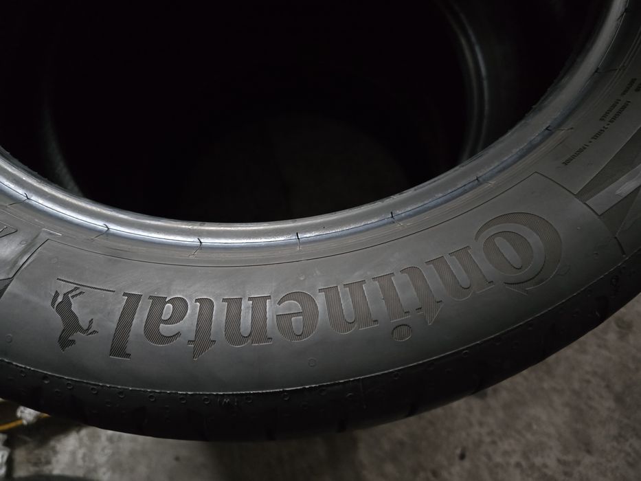 Continental 215/50 R18 92V vară