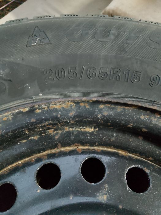 Зимняя резина с дисками БМВ