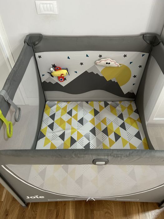 Tarc de joaca pentru bebelusi Joie Cheer Little Explorer