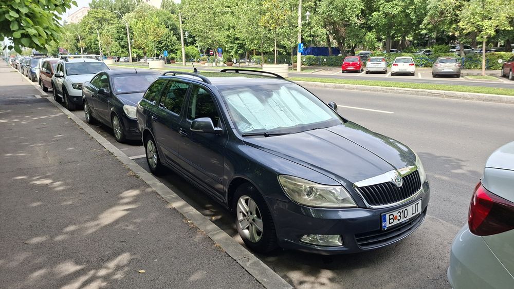 SKODA Octavia 2010 — imagine 2