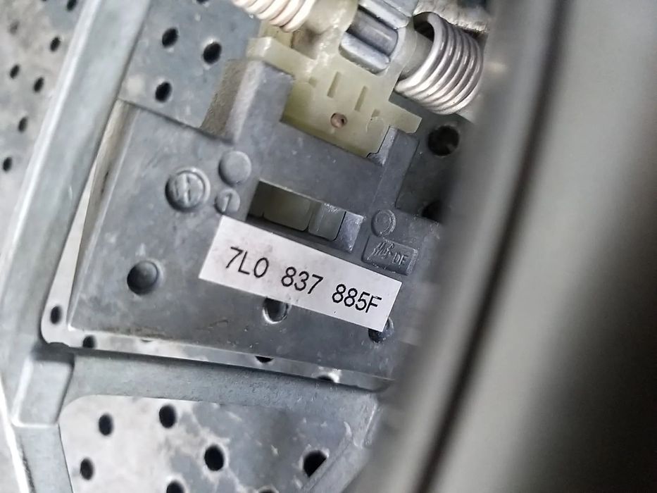 Maner usa stanga fata vw touareg 7l 7l0837885f