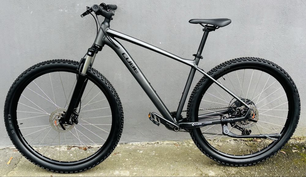 Bicicleta Cube AIM PRO, Slateblack BLACK, 2026 roti 29 (nou)