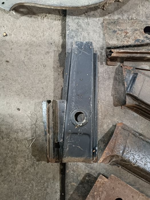 Кузовные детали Ваз 2106