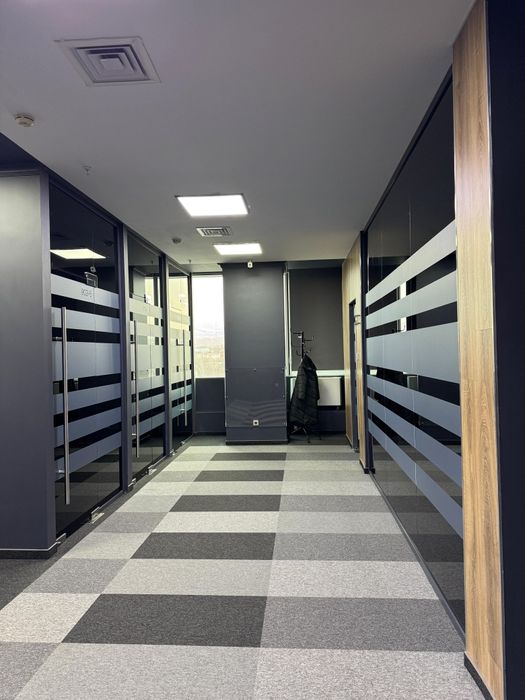 Ойнали витражлар перегородкалар