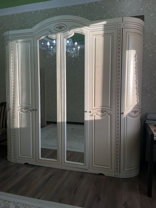 Продам шкаф для спальни