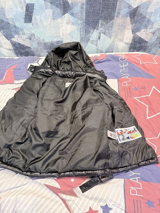 Черно Яке Moncler Maya NFC Barcoded