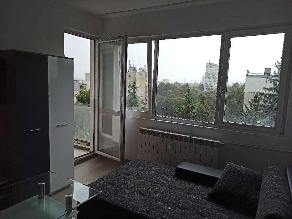 Дава се под наем Двустаен апартамент в София, Лозенец - 63 кв.м за 612 € - Снимка #2