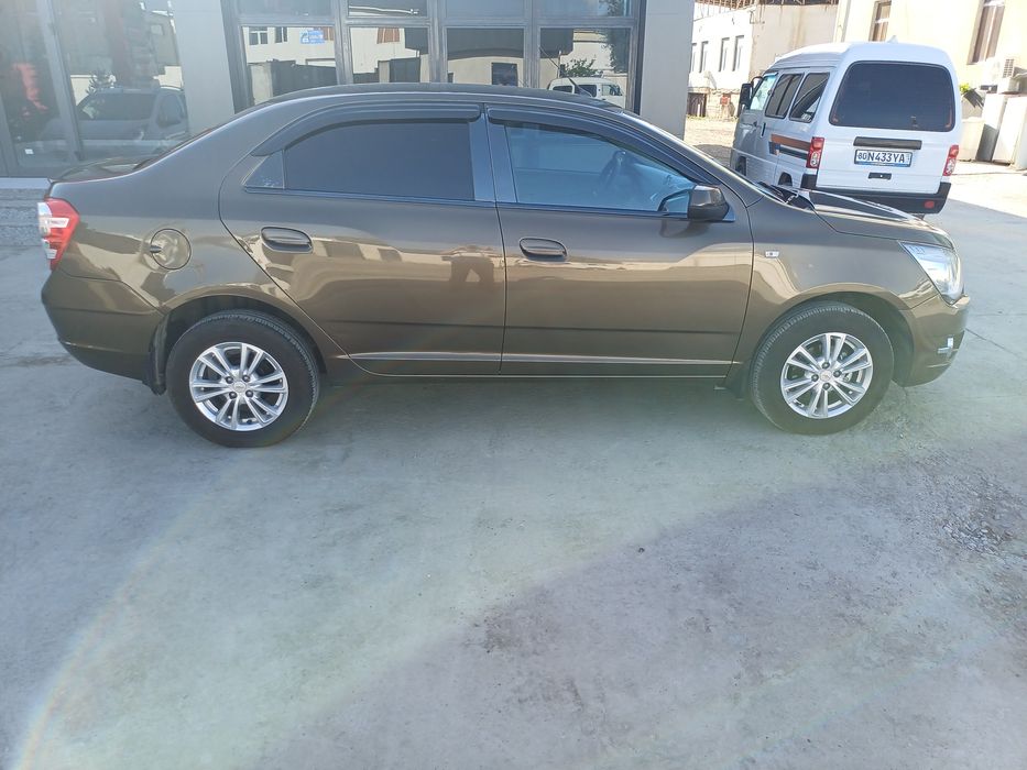 Продается автомобиль Кобалть 2023 год выпуска пробег машины 53000