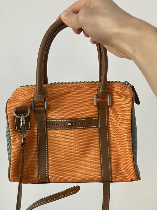 Geanta Tommy Hilfinger