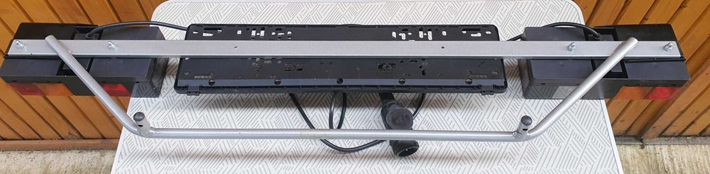 Ansamblu de remorcare cu triple si stecher cu 13 pini, impecabil