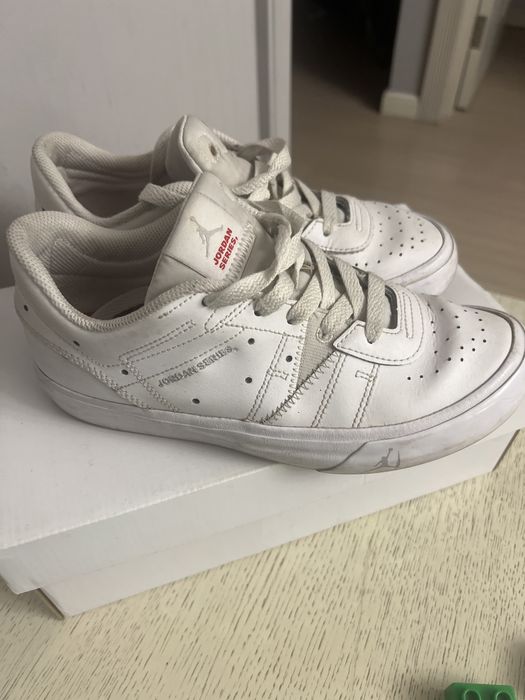 Кроссовки Nike Jordan