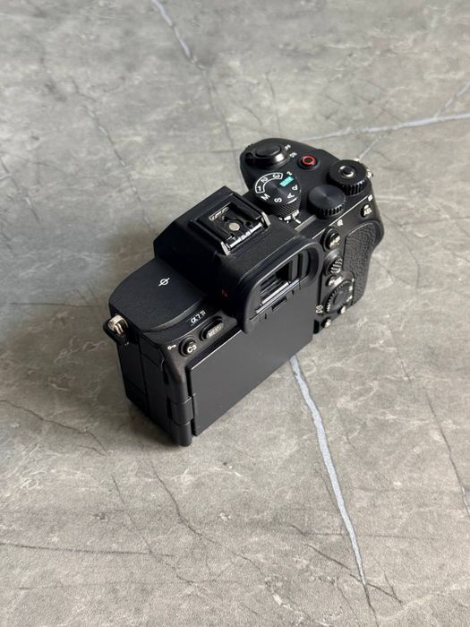 Sony a7 iv sotiladi